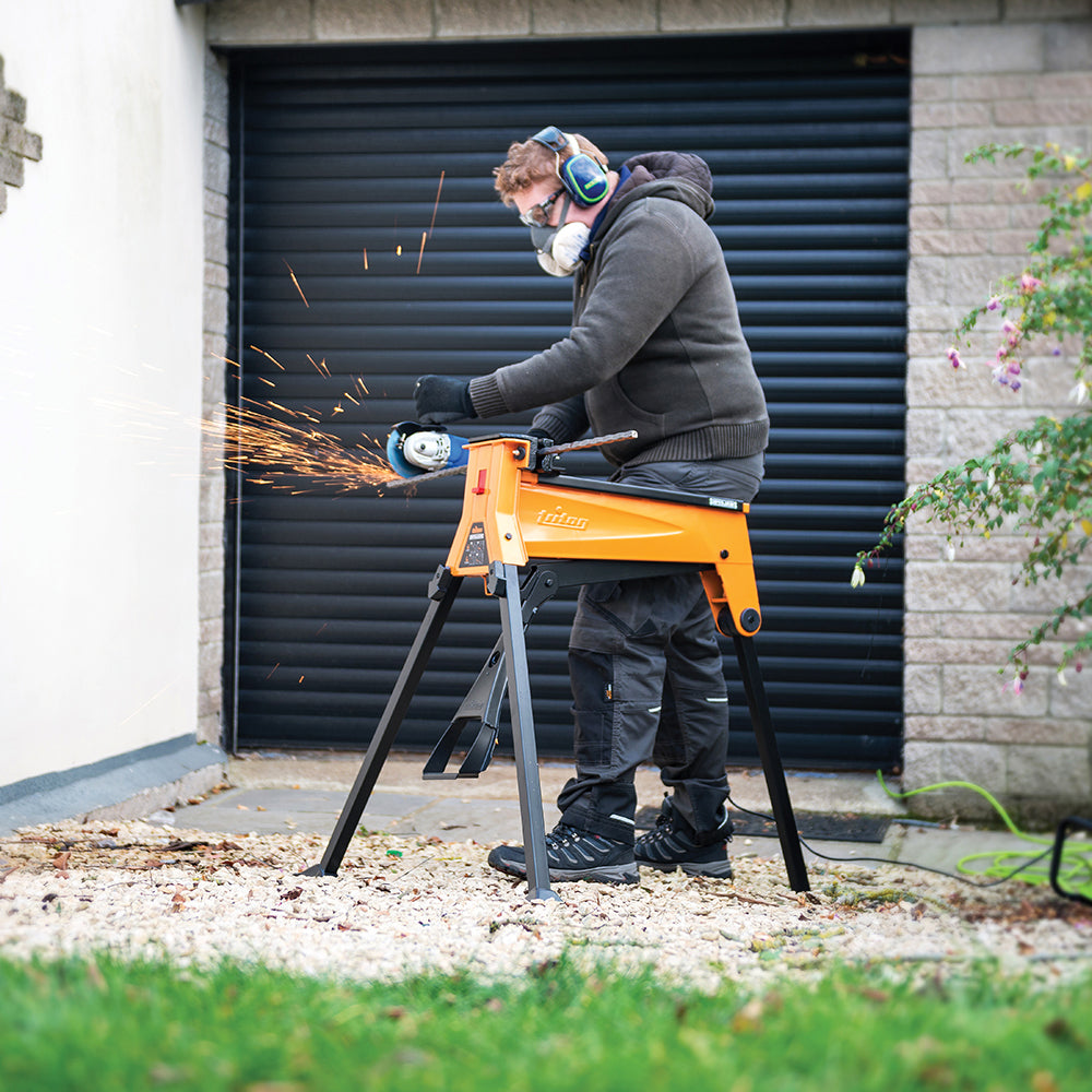 Triton SJA100E Mobiler Spannbock „SuperJaws“