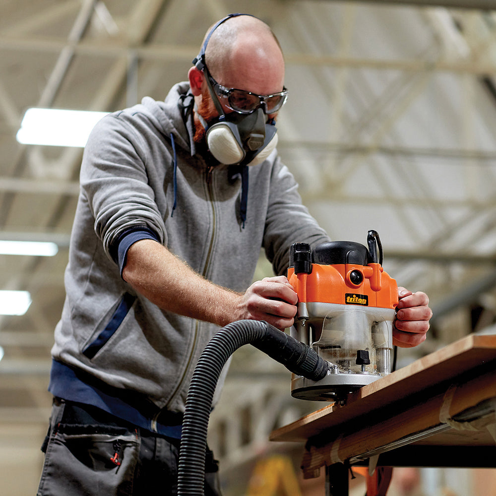 2400W Dual Mode Precision Plunge Router