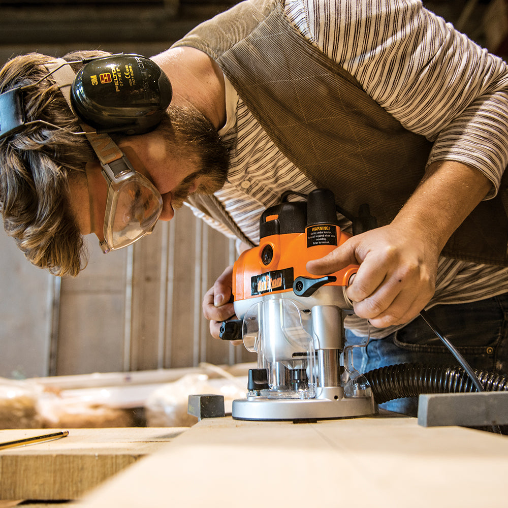 Triton TRA001 Präzisionsoberfräse mit Doppelfunktion, 2.400 W