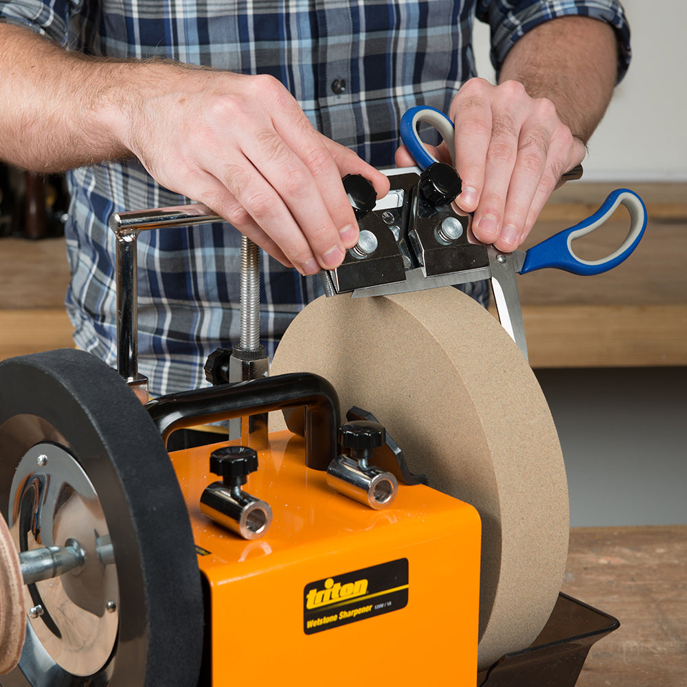 Triton TWSSJ Soporte de afilado para tijeras