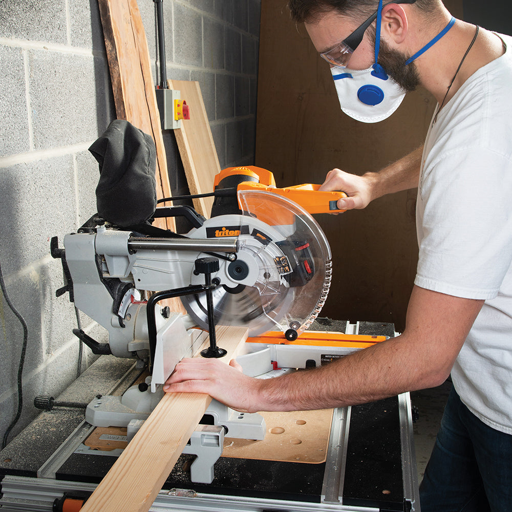 Triton TCMS255 Troncatrice radiale composta scorrevole 254 mm, 1800 W