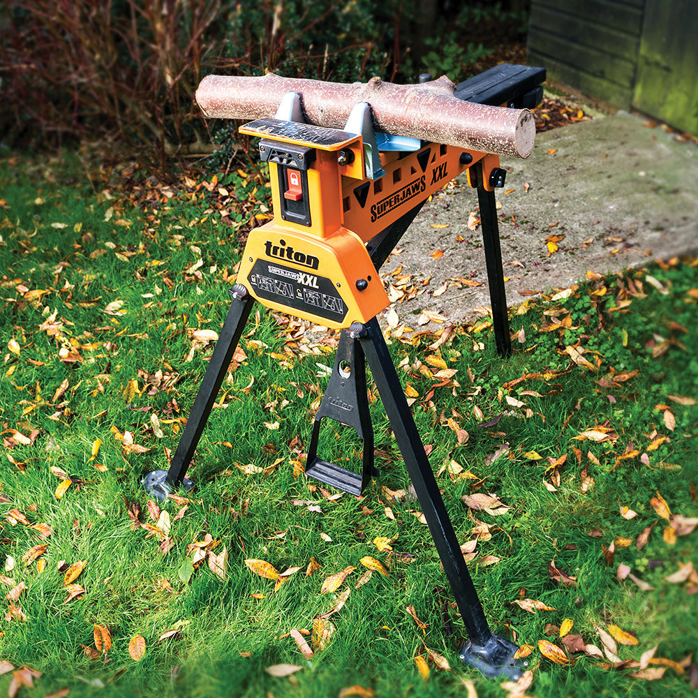 SuperJaws XL Portable Clamping System