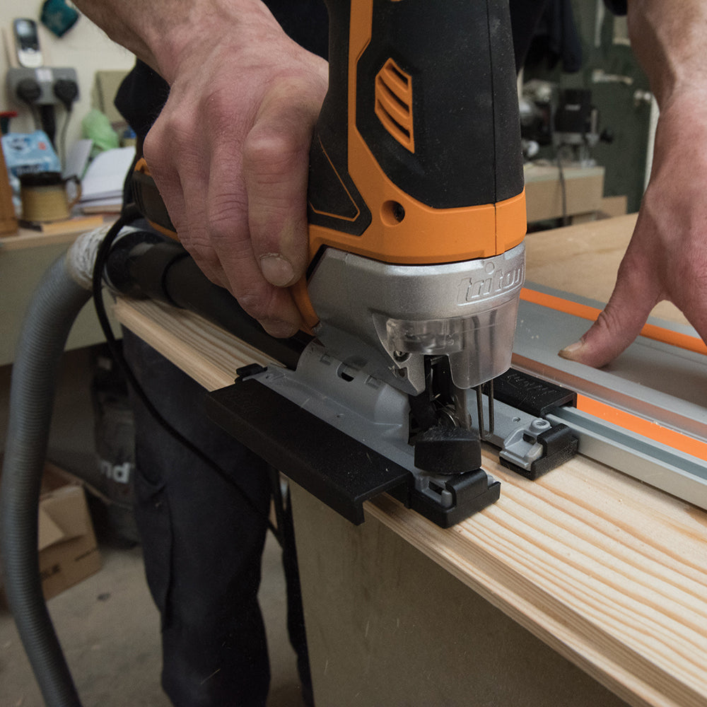 Triton TJS001 Sierra de calar pendular con guía láser, 750 W