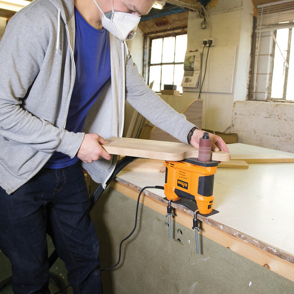 Triton TSPSP650 Levigatrice a mandrino oscillante portatile, 650 W