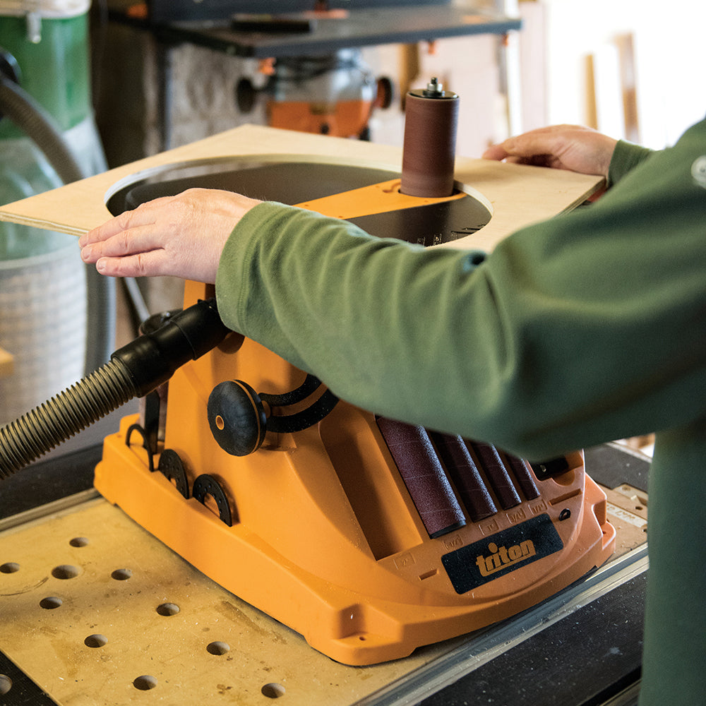 Triton TSPST450 Levigatrice a mandrino oscillante e a nastro 450 W