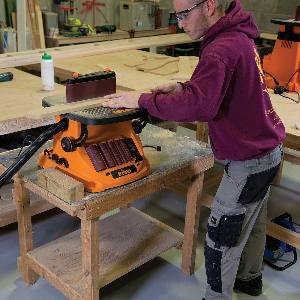 Triton TSPST450 Levigatrice a mandrino oscillante e a nastro 450 W